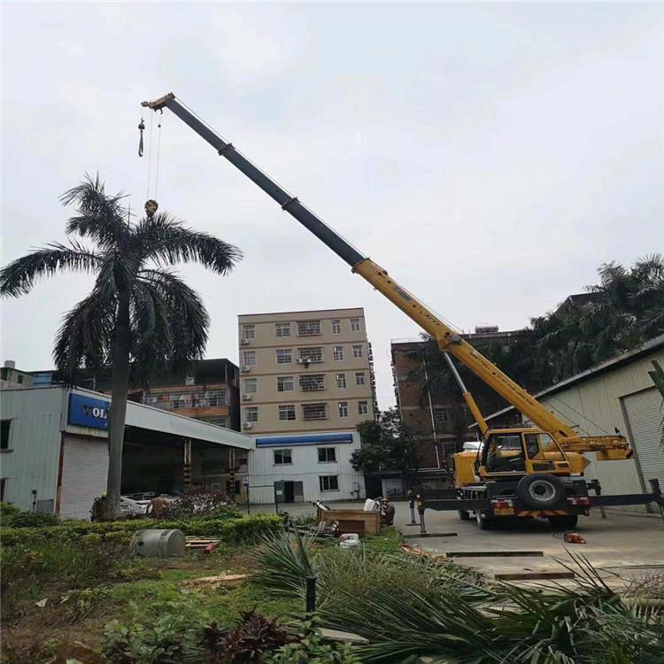 望谟12吨吊车出租一天的收费标准是什么