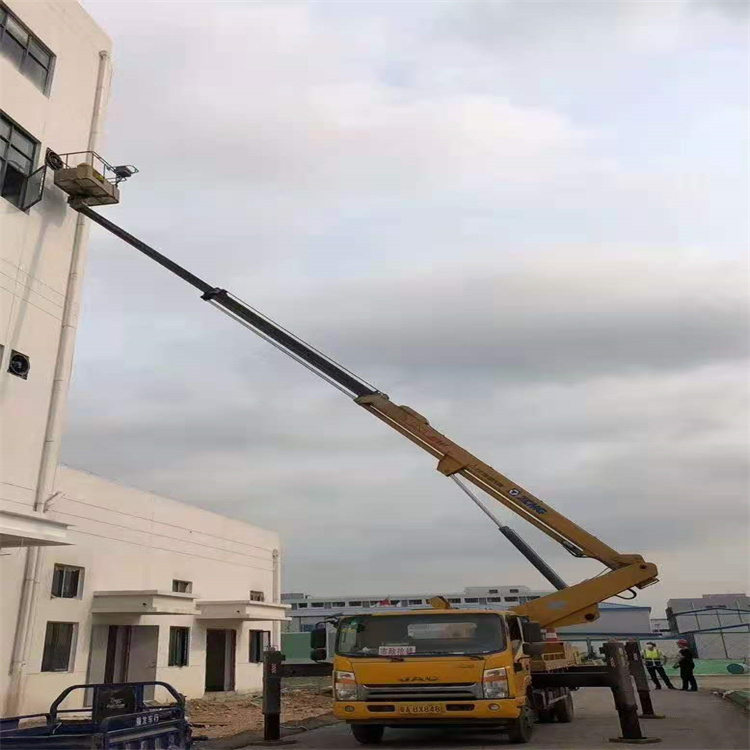 望谟附近高空车出租|市政施工/设备安装专用|随叫随到|亿立达设备租赁